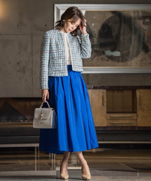 Viaggio Blu（ビアッジョブルー）の「TOURNIERラメチェックツィード