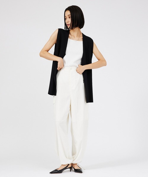 qualite（カリテ）の「パラシュートパンツ/カーゴパンツ（カーゴパンツ・レディース・ブラック/アイボリー/カーキ・38/36）」の4枚目の写真