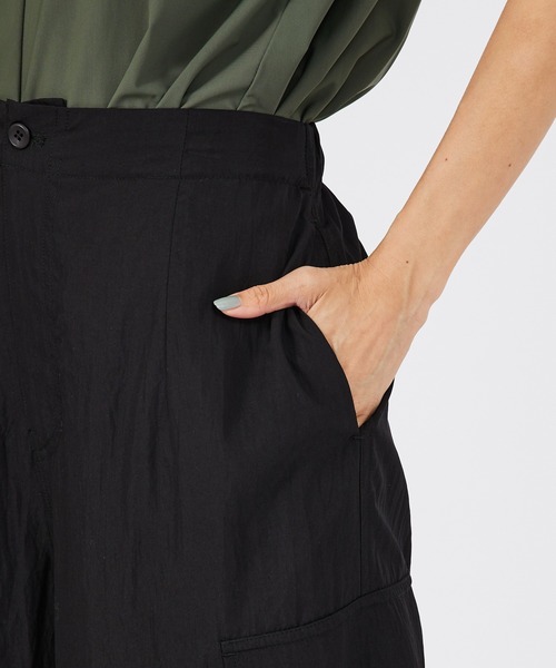 qualite（カリテ）の「パラシュートパンツ/カーゴパンツ（カーゴパンツ・レディース・ブラック/アイボリー/カーキ・38/36）」の14枚目の写真