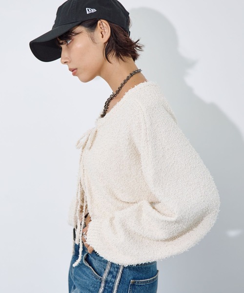 PAGEBOY(ページボーイ)の「ヒゲフェザー2WAYボレロ(カーディガン/ボレロ・レディース・ピンク/ブラック/オフホワイト・FREE)」の8枚目の写真