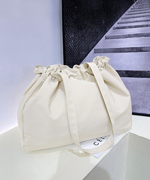 Miniministore（ミニミニストア）の「ナイロン巾着バッグ トートバッグ 大容量（トートバッグ・レディース・ブラック/カーキ/アイボリー・FREE）」の16枚目の写真