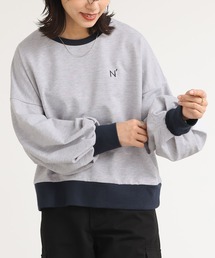 袖ボリュームワンポイント刺繍スウェット