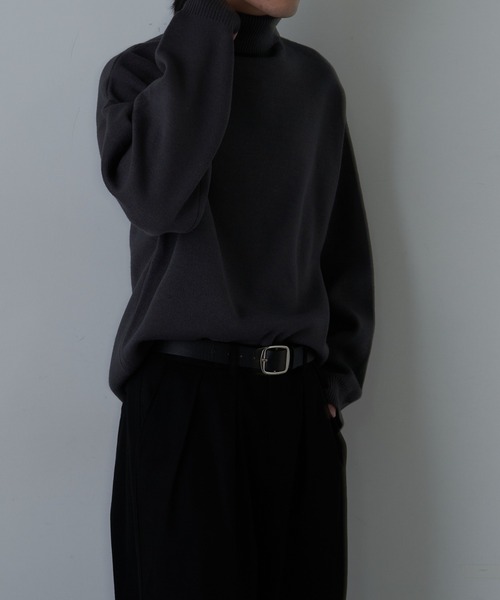 COLONY 2139(コロニートゥーワンスリーナイン)の「リサイクルポリタートルネック(ニット/セーター・メンズ・アイボリー/ブラック/チャコールグレー/グレイッシュベージュ・MEDIUM/LARGE)」の21枚目の写真