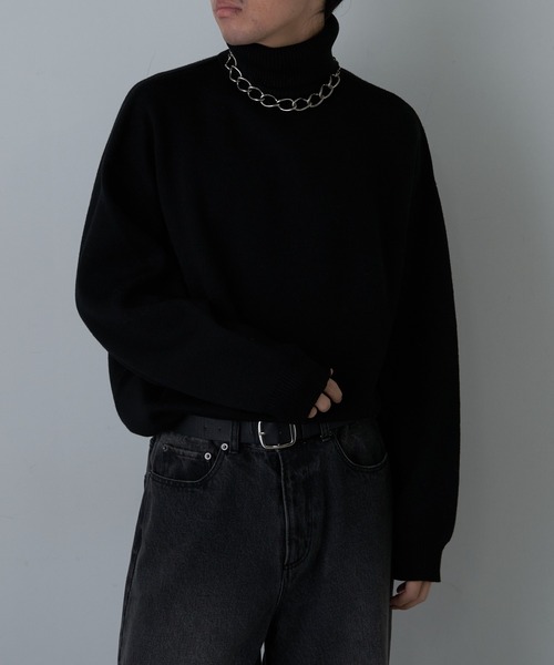 COLONY 2139(コロニートゥーワンスリーナイン)の「リサイクルポリタートルネック(ニット/セーター・メンズ・アイボリー/ブラック/チャコールグレー/グレイッシュベージュ・MEDIUM/LARGE)」の10枚目の写真