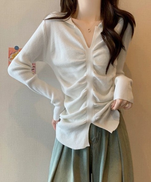 Miniministore(ミニミニストア)の「フロントギャザーニットトップス Vネック(ニット/セーター・レディース・ベージュ/ブラック/ホワイト・FREE)」の2枚目の写真