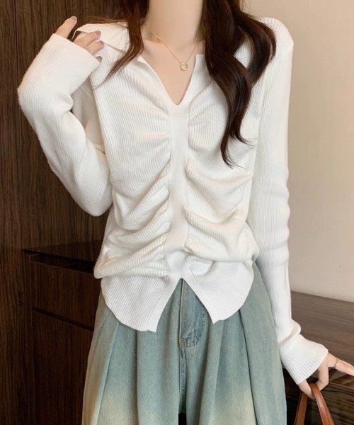 Miniministore(ミニミニストア)の「フロントギャザーニットトップス Vネック(ニット/セーター・レディース・ベージュ/ブラック/ホワイト・FREE)」の4枚目の写真