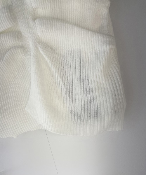 Miniministore(ミニミニストア)の「フロントギャザーニットトップス Vネック(ニット/セーター・レディース・ベージュ/ブラック/ホワイト・FREE)」の17枚目の写真