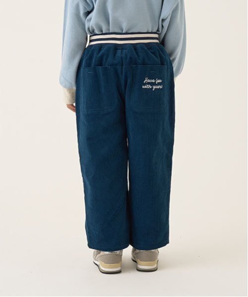 b・ROOM（ビールーム）の「コーデュロイテーパードパンツ（その他パンツ・キッズ・エンジ/ロイヤルブルー/チャコール/ベージュ・100cm/110cm/120cm/130cm/140cm/150cm）」の3枚目の写真