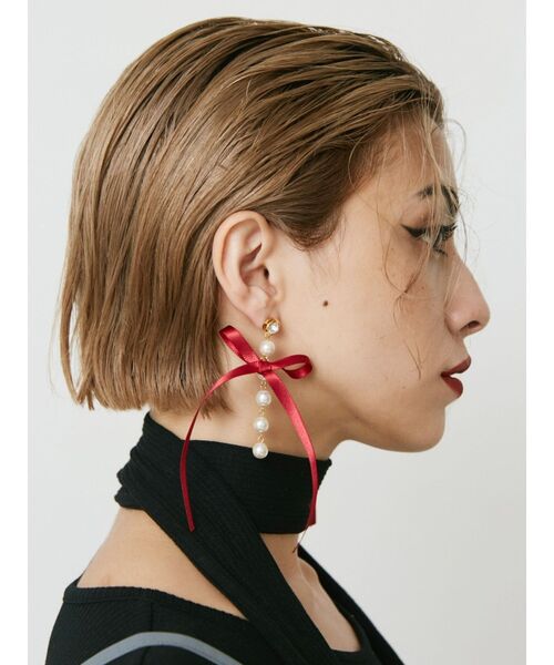 EVRIS（エヴリス）の「RIBBON PEARLピアス（ピアス（両耳用）・レディース・シルバー/ゴールド・FREE）」の9枚目の写真