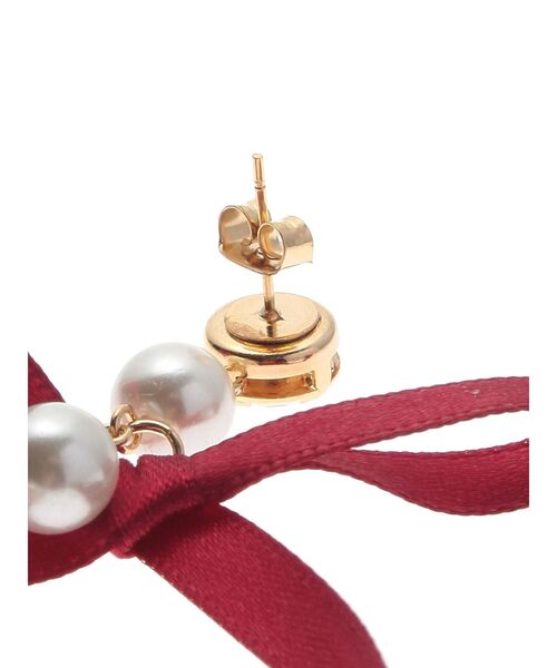 EVRIS（エヴリス）の「RIBBON PEARLピアス（ピアス（両耳用）・レディース・シルバー/ゴールド・FREE）」の11枚目の写真