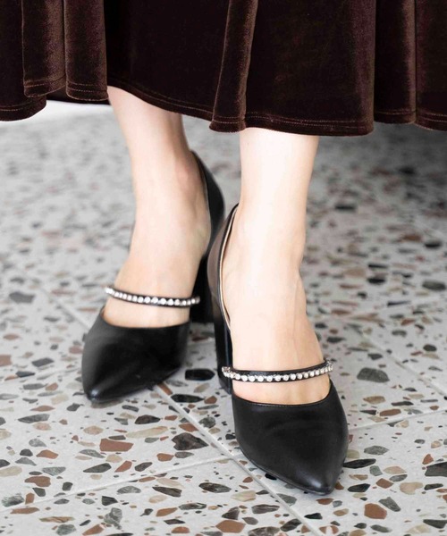 NOELA（ノエラ）の「ベロアビジューパンプス（パンプス・レディース・ブラウン/ブラック・S/M/L）」の5枚目の写真