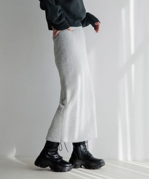 LOWRYS FARM（ローリーズファーム）の「シャギーラメタイトスカート　152819（スカート・レディース・ブラック/グレー・FREE）」の11枚目の写真