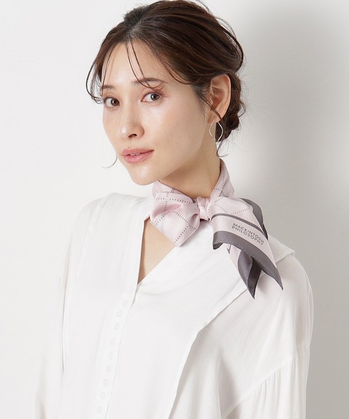 MACKINTOSH PHILOSOPHY（ﾏｯｷﾝﾄｯｼｭ ﾌｨﾛｿﾌｨｰ）の「スカーフ MACINTOSH PHILOSOPHY シルクツイルプリント 68*68（バンダナ/スカーフ・レディース・ブラウン/ブルー系その他2/ベビーピンク・FREE）」の4枚目の写真