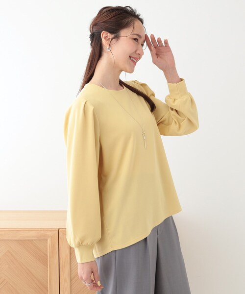 DRESKIP(ドレスキップ)の「【S-LL/2点セット】女性らしく好印象 アクセ付き カットジョーゼット トップス(Tシャツ/カットソー・レディース・ブラック/イエロー系その他/ライトベージュ/ライトグレー・01/02/03/04)」の11枚目の写真