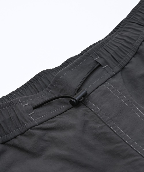 NEW BALANCE(ニューバランス)の「パラシュートパンツ(スウェットパンツ・メンズ・ネイビー/ブラック・XX-LARGE/X-LARGE/LARGE/MEDIUM/SMALL)」の7枚目の写真