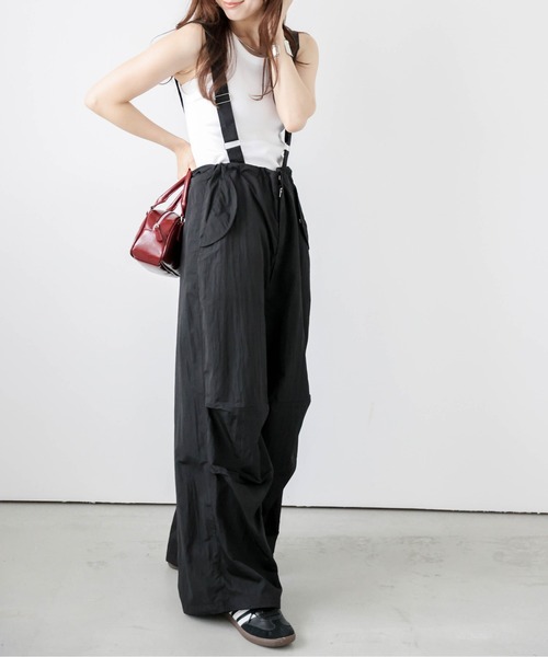 La-gemme（ラジェム）の「サスペンダーワイドサロペット（サロペット/オーバーオール・レディース・ピンク/オリーブ/ブラック/ベージュ系その他・フリー）」の21枚目の写真