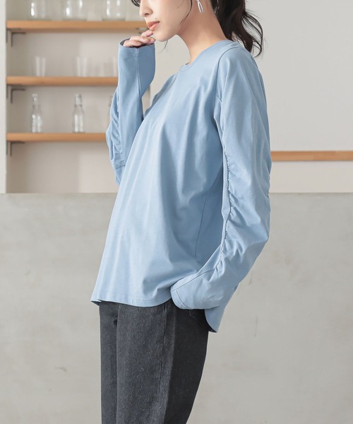 n'OrLABEL(ノアールレーベル)の「袖ギャザーロンT(Tシャツ/カットソー・レディース・ブルー/オフホワイト/ブラック・2/1)」の13枚目の写真