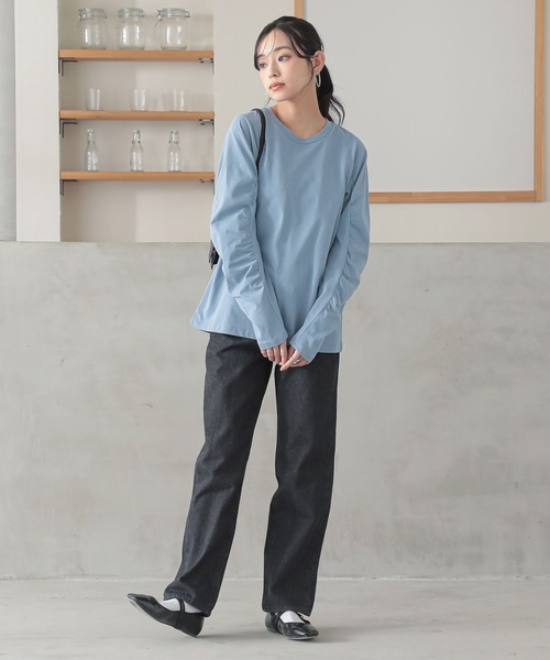 n'OrLABEL(ノアールレーベル)の「袖ギャザーロンT(Tシャツ/カットソー・レディース・ブルー/オフホワイト/ブラック・2/1)」の16枚目の写真