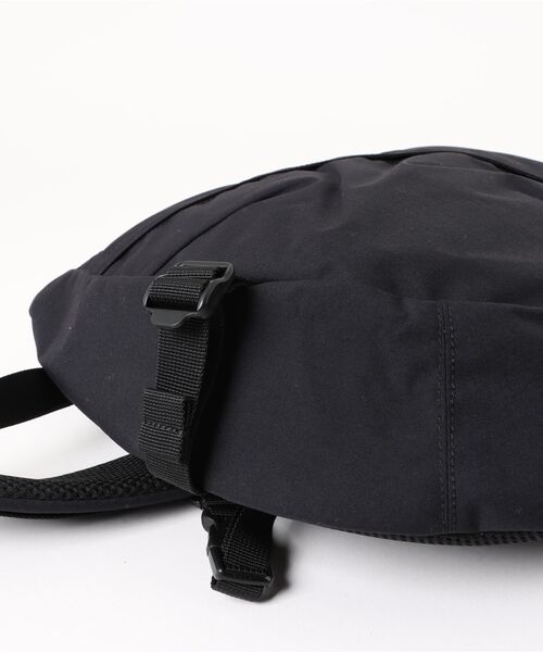 GRAMICCI(グラミチ) 】CORDURA SLING BAG（ボディバッグ