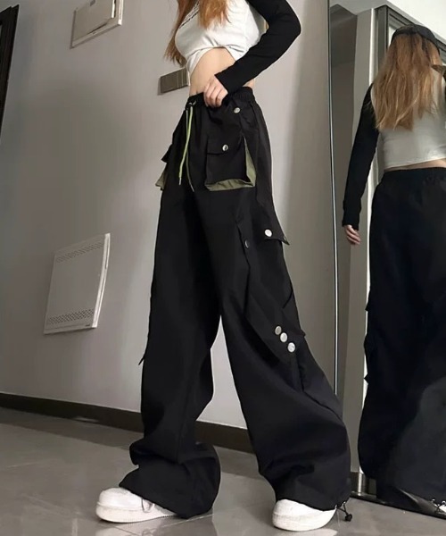 SEN TOKYO(セントーキョー)の「ルーズワイドレッグドロストカーゴパンツ(カーゴパンツ・レディース・ブラック・L/M)」の10枚目の写真