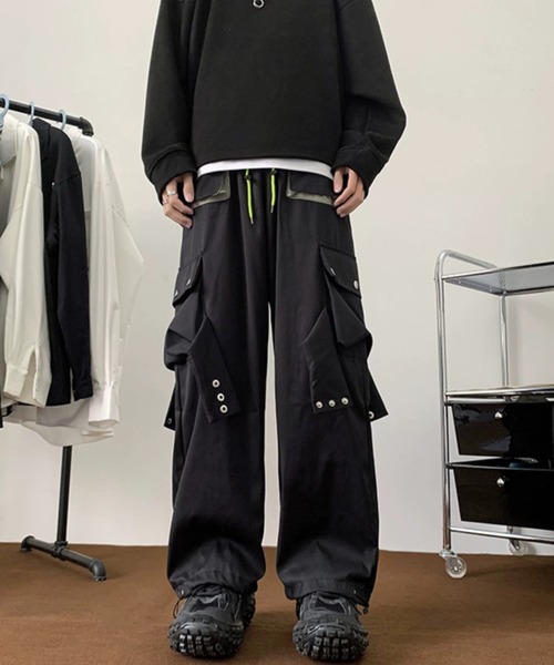 SEN TOKYO(セントーキョー)の「ルーズワイドレッグドロストカーゴパンツ(カーゴパンツ・レディース・ブラック・L/M)」の3枚目の写真