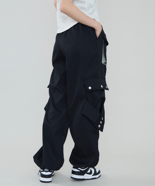 SEN TOKYO(セントーキョー)の「ルーズワイドレッグドロストカーゴパンツ(カーゴパンツ・レディース・ブラック・L/M)」の19枚目の写真