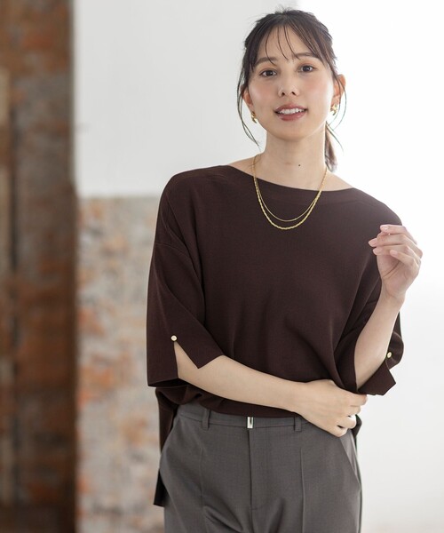 ANY SIS(エニィスィス)の「ビューティクールボートネック プルオーバー(ニット/セーター・レディース・ベージュ系2/ライトグレー系2/ライトイエロー系/ブルー系/レッド系/ホワイト系/ネイビー系/スカイブルー系/ダークブラウン系/ダークグリーン系・0)」の4枚目の写真