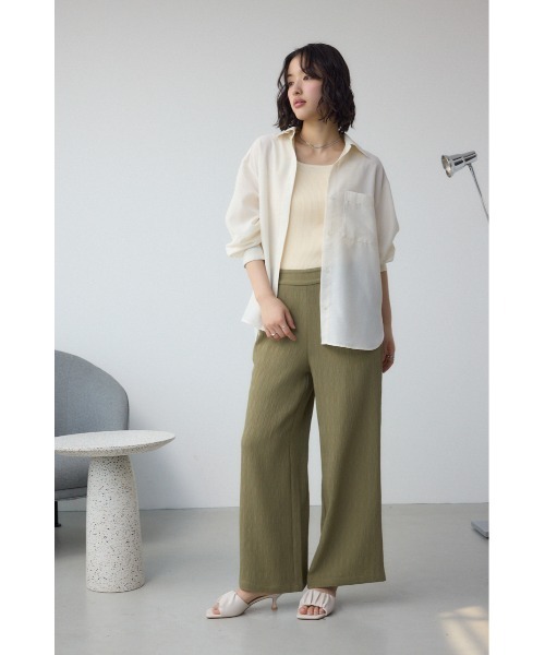 AZUL by moussy(アズールバイマウジー)の「プリーツリラックスワイドパンツ(スラックス・レディース・アイボリー/ブラック/ライトカーキ・SMALL/MEDIUM)」の12枚目の写真