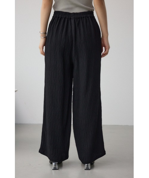 AZUL by moussy(アズールバイマウジー)の「プリーツリラックスワイドパンツ(スラックス・レディース・アイボリー/ブラック/ライトカーキ・SMALL/MEDIUM)」の18枚目の写真