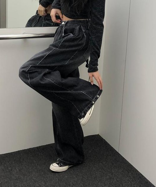 MEMECLE(メメクル)の「【 MEMECLE / メメクル 】ワイドヴィンテージサイドタックデニムパンツ(デニムパンツ・レディース・ブルー/ブラック/ライトブルー・M/S/L)」の18枚目の写真
