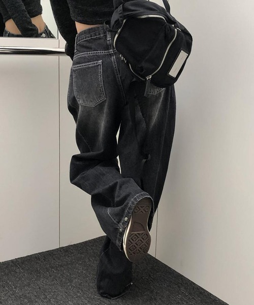 MEMECLE(メメクル)の「【 MEMECLE / メメクル 】ワイドヴィンテージサイドタックデニムパンツ(デニムパンツ・レディース・ブルー/ブラック/ライトブルー・M/S/L)」の9枚目の写真