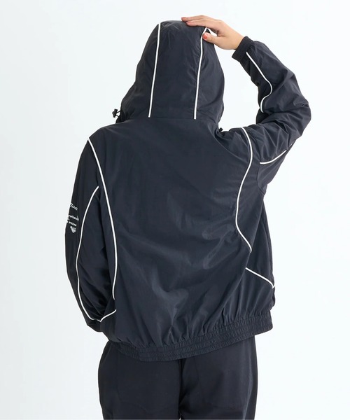 ROXY(ロキシー)の「ANYWHERE YOU WANT /ロキシーワンポイントナイロンジャケット(ブルゾン・レディース・ブラック/グリーン・SMALL/MEDIUM/LARGE)」の6枚目の写真