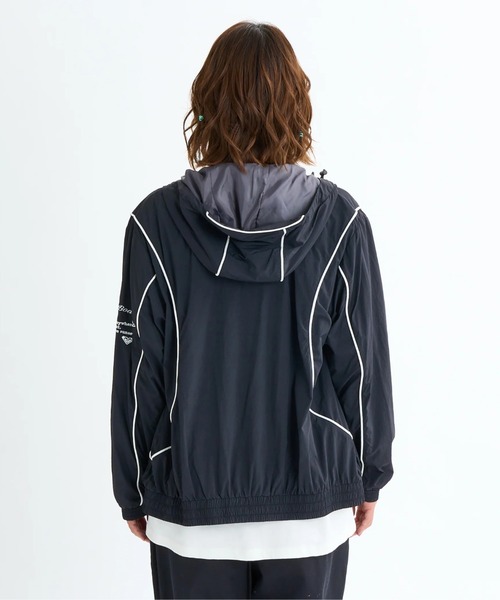 ROXY(ロキシー)の「ANYWHERE YOU WANT /ロキシーワンポイントナイロンジャケット(ブルゾン・レディース・ブラック/グリーン・SMALL/MEDIUM/LARGE)」の8枚目の写真