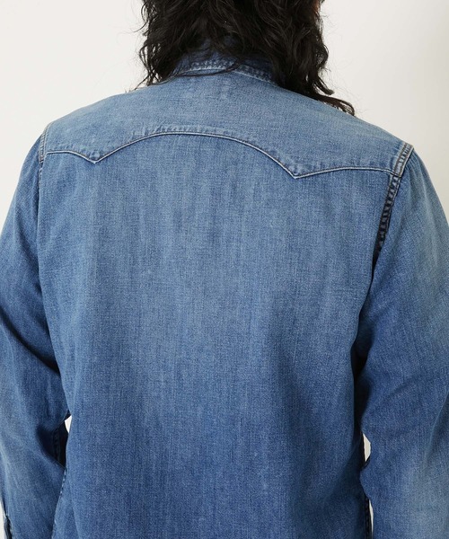 BLUE BLUE(ブルーブルー)の「ST814 ライトデニム ローパーウォッシュ ウエスタンシャツ(シャツ/ブラウス・メンズ・ブルー・SMALL/MEDIUM/LARGE/X-LARGE)」の7枚目の写真