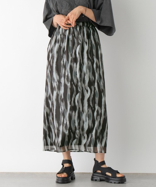 LEPSIM（レプシィム）の「マーブル柄ナロースカート　326085（スカート・レディース・ブラック/ブルー/ライトパープル・FREE）」の4枚目の写真
