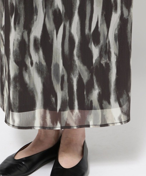 LEPSIM（レプシィム）の「マーブル柄ナロースカート　326085（スカート・レディース・ブラック/ブルー/ライトパープル・FREE）」の21枚目の写真