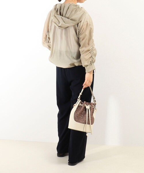 MICO COULIER（ミコクリエ）の「オーガンジーグログランフードブルゾン（ブルゾン・レディース・オフホワイト/ネイビー/グレイッシュベージュ・38）」の13枚目の写真