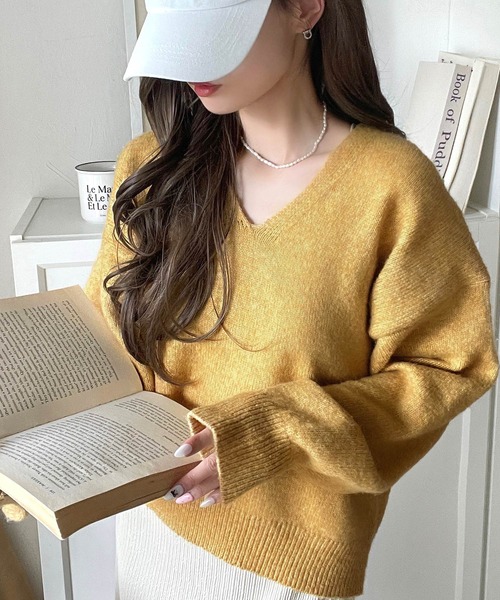 classicalelf（クラシカルエルフ）の「ふわっと軽やか◎メランジ調Vネックニットプルオーバー（長袖）（ニット/セーター・レディース・ベージュ/チャコール/イエロー/ブラウン/ブルーグレー/アイボリー・LARGE/MEDIUM/SMALL/X-LARGE）」の6枚目の写真