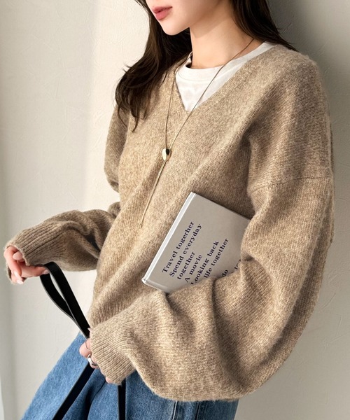 classicalelf（クラシカルエルフ）の「ふわっと軽やか◎メランジ調Vネックニットプルオーバー（長袖）（ニット/セーター・レディース・ベージュ/チャコール/イエロー/ブラウン/ブルーグレー/アイボリー・LARGE/MEDIUM/SMALL/X-LARGE）」の19枚目の写真