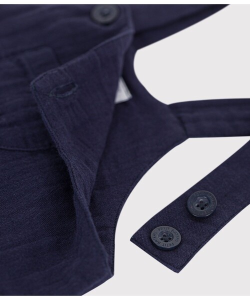 PETIT BATEAU(プチバトー)の「ショートサロペット(サロペット/オーバーオール・キッズ・ネイビー/ライトブルー・12MONTH/18MONTH/24MONTH/36MONTH)」の5枚目の写真