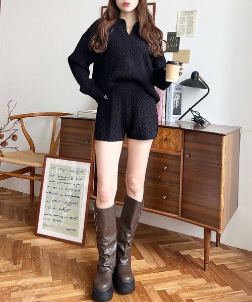 moment+（モーメントプラス）の「<セットアップ>ケーブル編みポロ&ショートパンツセットアップニット（ワンピース・レディース・チャコールグレー/グレー/ブラック/ブラウン・M）」の6枚目の写真