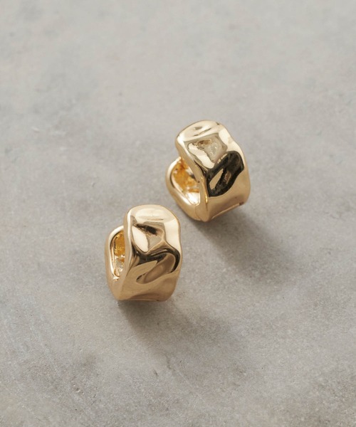 GOLDY(ゴールディ)の「バンピー フープ ワンタッチ ピアス(ピアス(両耳用)・レディース・ゴールド/シルバー/ゴールド系その他/シルバー系その他・FREE)」の1枚目の写真