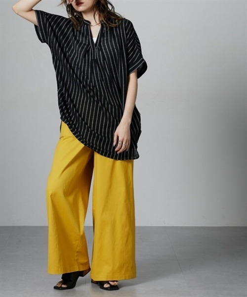 Soiunique（スワユニーク）の「スキッパー衿タック入デザイン半袖シャツ ［Soiunique］（シャツ/ブラウス・レディース・ブラック系/カーキ系/ネイビー系・M/L）」の7枚目の写真