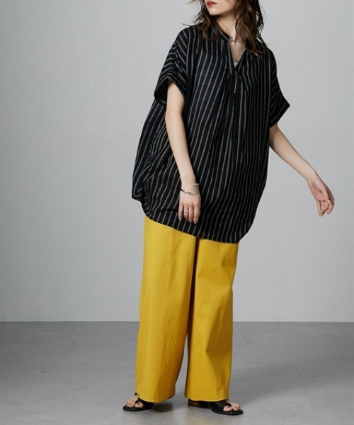 Soiunique（スワユニーク）の「スキッパー衿タック入デザイン半袖シャツ ［Soiunique］（シャツ/ブラウス・レディース・ブラック系/カーキ系/ネイビー系・M/L）」の8枚目の写真