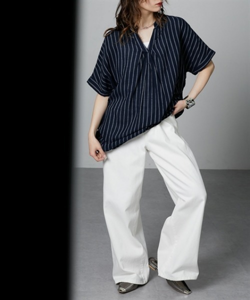 Soiunique（スワユニーク）の「スキッパー衿タック入デザイン半袖シャツ ［Soiunique］（シャツ/ブラウス・レディース・ブラック系/カーキ系/ネイビー系・M/L）」の22枚目の写真