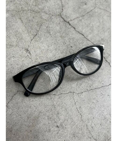 EMODA（エモダ）の「ブラックリムグラス（サングラス・レディース・ブラック・FREE）」の2枚目の写真