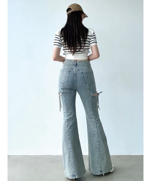 RESEXXY(リゼクシー)の「【追加生産分】カットアウトリボンデニムパンツ(デニムパンツ・レディース・ライトブルー/ブルー/インディゴブルー/ブラック・SMALL/MEDIUM/X-SMALL/LARGE)」の9枚目の写真