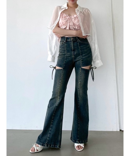 RESEXXY(リゼクシー)の「【追加生産分】カットアウトリボンデニムパンツ(デニムパンツ・レディース・ライトブルー/ブルー/インディゴブルー/ブラック・SMALL/MEDIUM/X-SMALL/LARGE)」の5枚目の写真