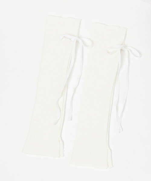 FOREVER 21（フォーエバー トゥエンティーワン）の「リボン付きレッグウォーマー（レッグウォーマー・レディース・ホワイト系その他・FREE）」の6枚目の写真