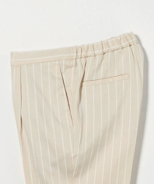 UNITED ARROWS（ユナイテッドアローズ）の「＜DEVORE＞ハーフギャザー ストライプ イージーパンツ（その他パンツ・メンズ・ベージュ・50/46/48）」の3枚目の写真
